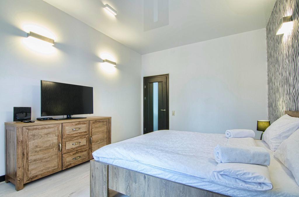 Apartments Alfa Tsekhova 1 Lviv Room photo