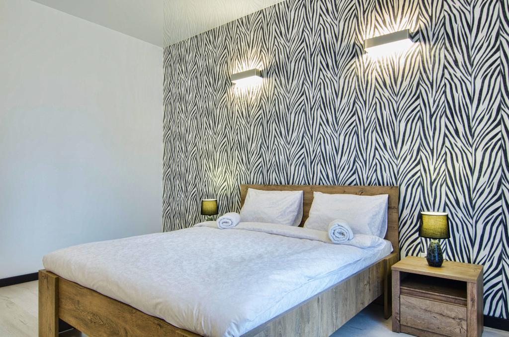 Apartments Alfa Tsekhova 1 Lviv Room photo