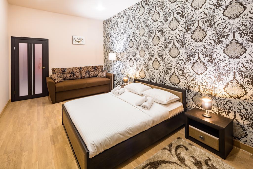 Apartments Alfa Tsekhova 1 Lviv Exterior photo