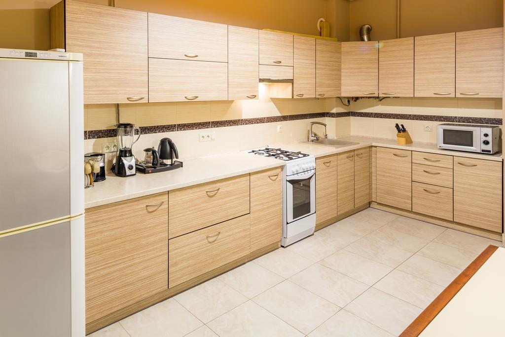 Apartments Alfa Tsekhova 1 Lviv Exterior photo