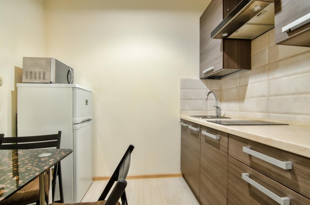Apartments Alfa Tsekhova 1 Lviv Exterior photo